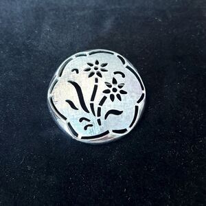 Sarah Coventry Floral Brooch/Pendant